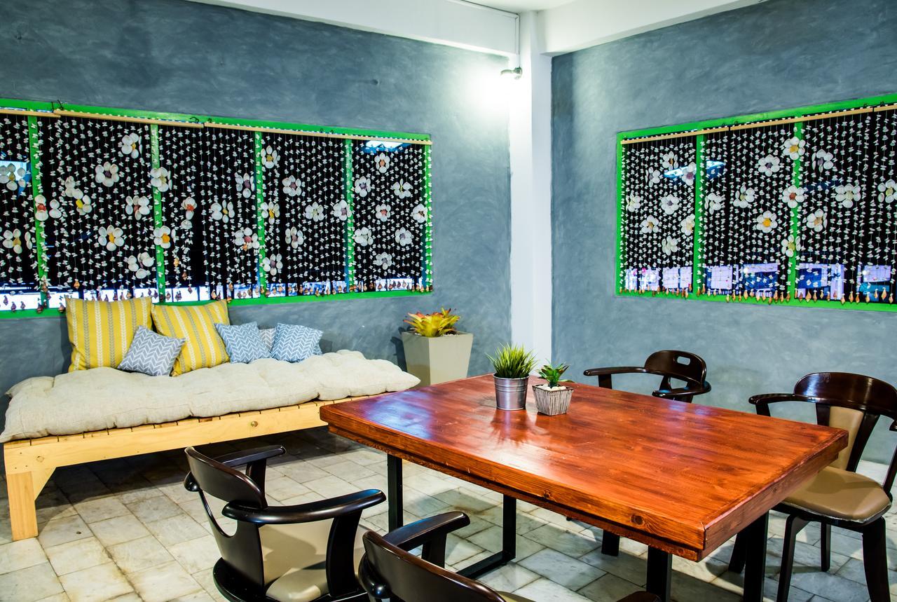I Na Seaview Hostel Rayong Exterior foto