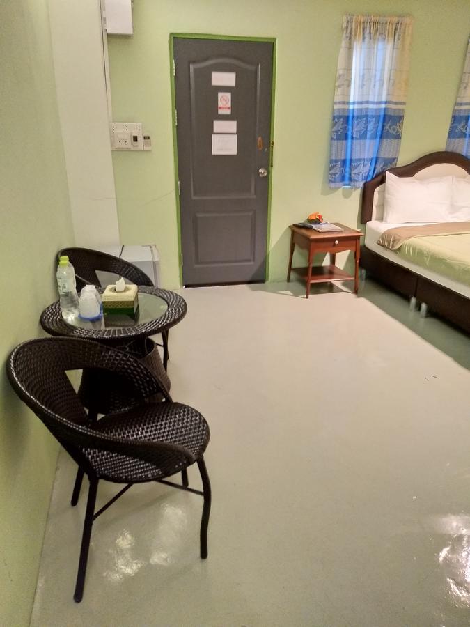I Na Seaview Hostel Rayong Exterior foto