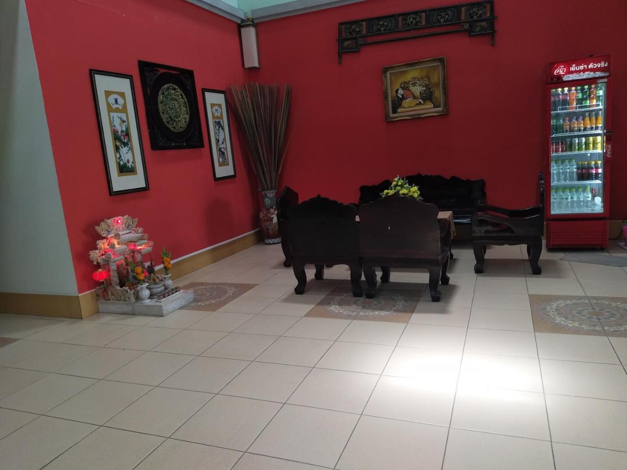 I Na Seaview Hostel Rayong Exterior foto